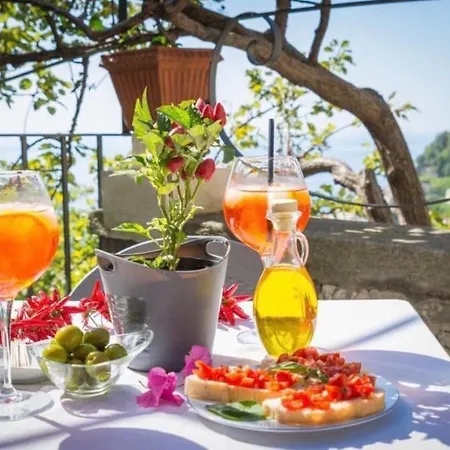 O' Lattariello Bed and Breakfast 4*