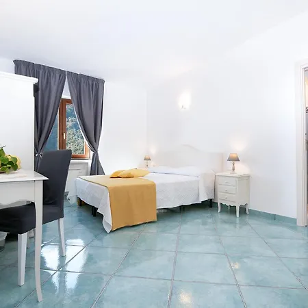 O' Lattariello Bed & Breakfast 4*