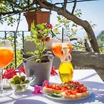 O' Lattariello Bed & Breakfast 4*